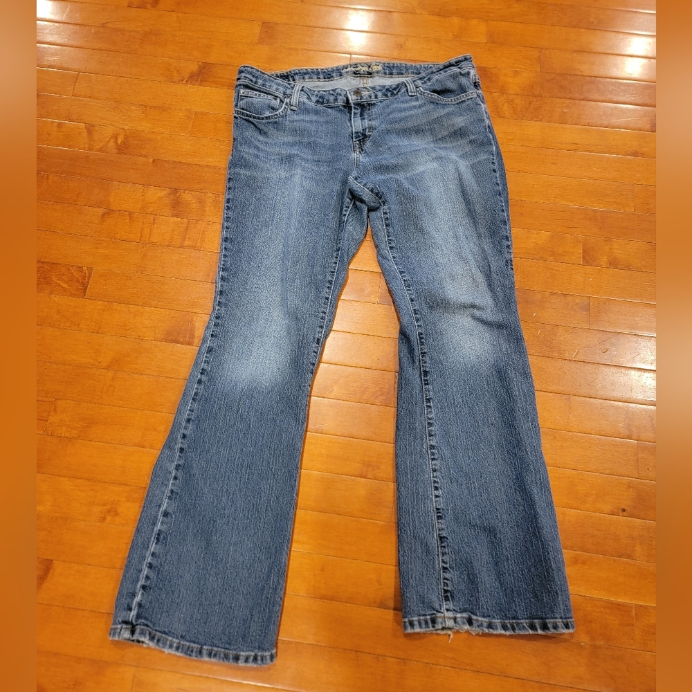 Womens American Eagle Stretch Skinny Flare Leg Women Jean - Size 14 Regular